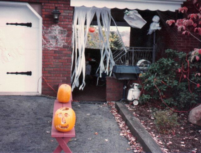 1984hauntedbreezeway (3)