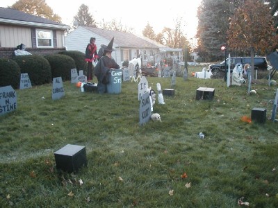 2004graveyard (4)