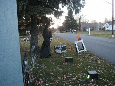 2004graveyardoutsidelookingwest