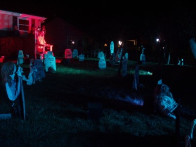 in_the_graveyard07